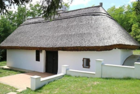 Romantic Cottage - Your Hide Away